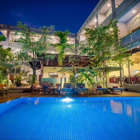 Reveal Angkor Hotel Siem Reap Exterior photo