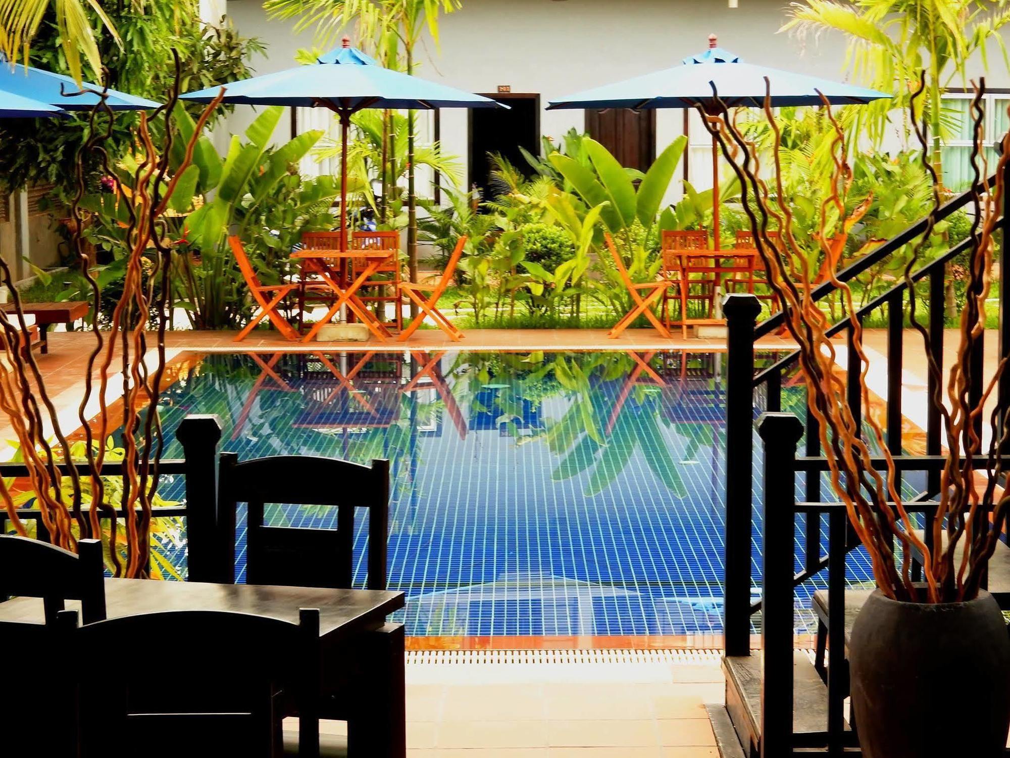 Reveal Angkor Hotel Siem Reap Exterior photo