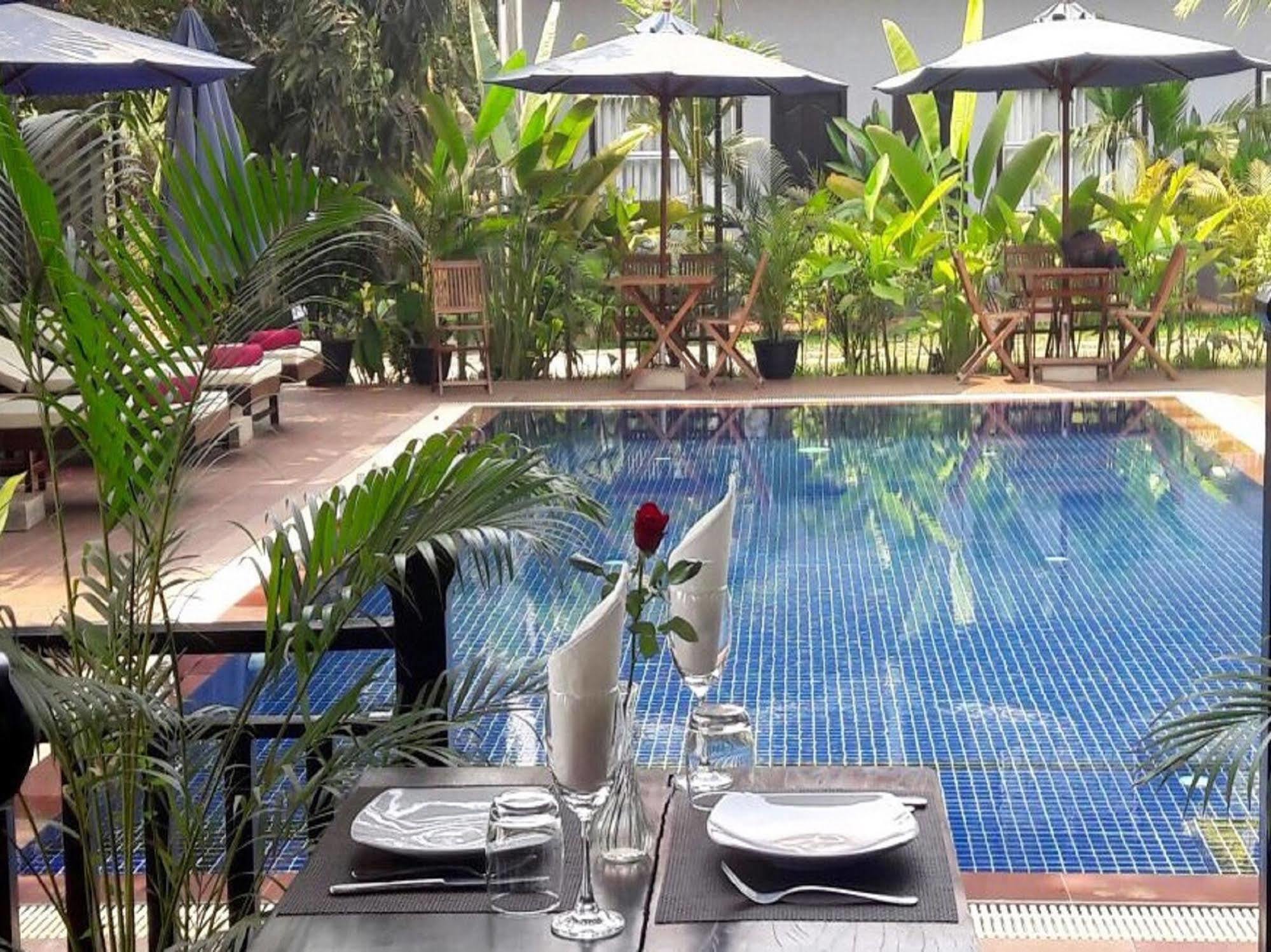 Reveal Angkor Hotel Siem Reap Exterior photo