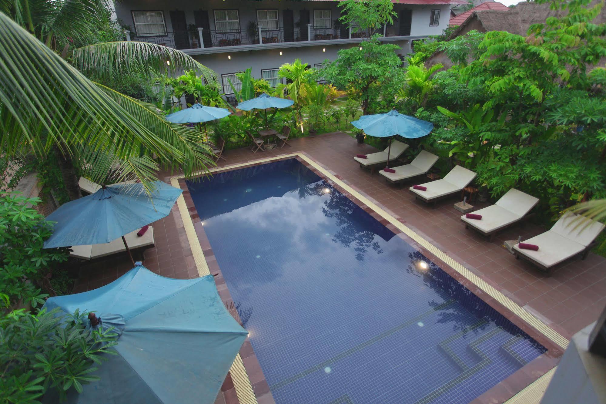 Reveal Angkor Hotel Siem Reap Exterior photo