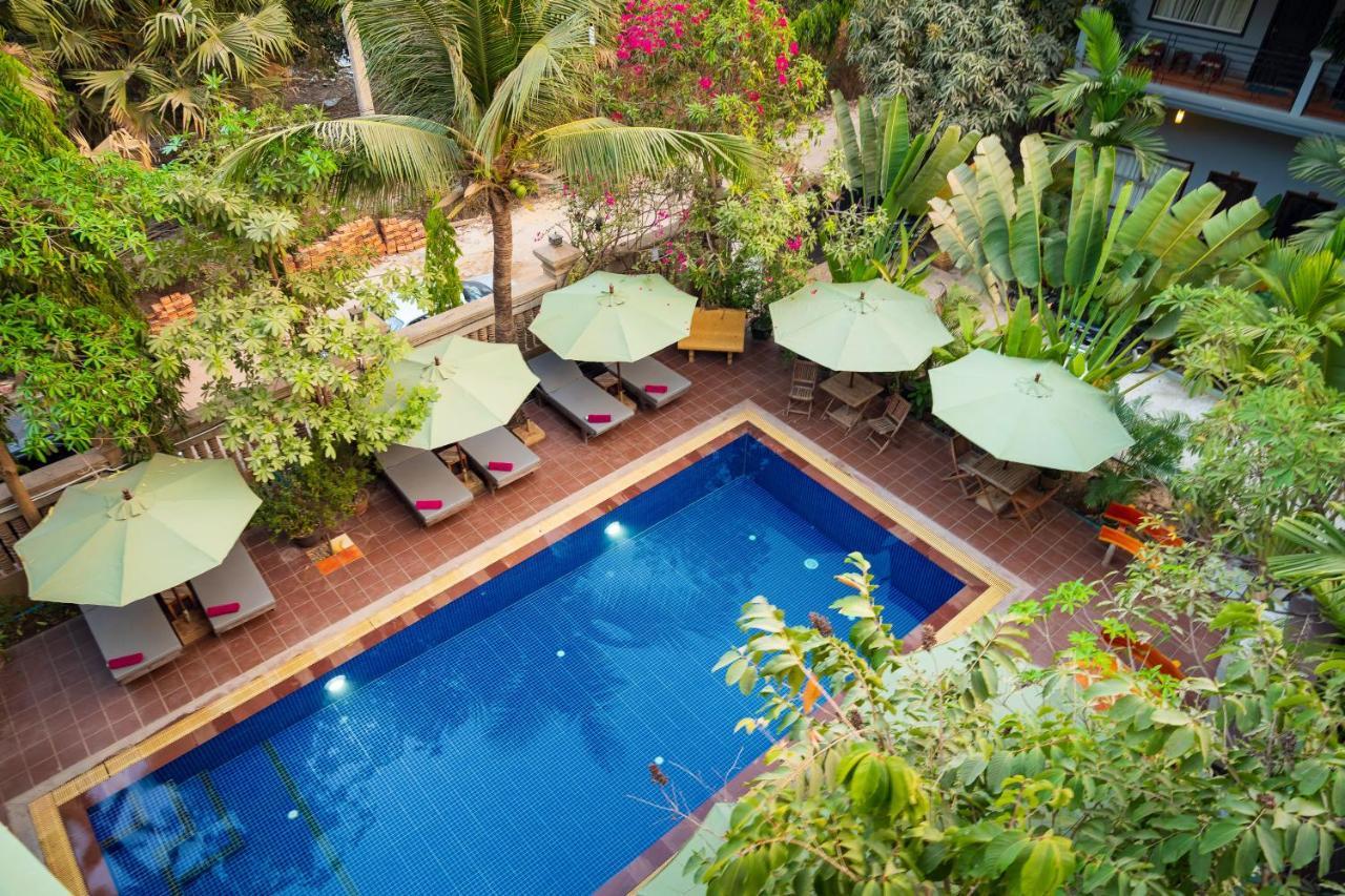 Reveal Angkor Hotel Siem Reap Exterior photo